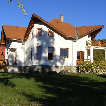 Hotel Casa Lacul Mierlei Sovata Exterior foto